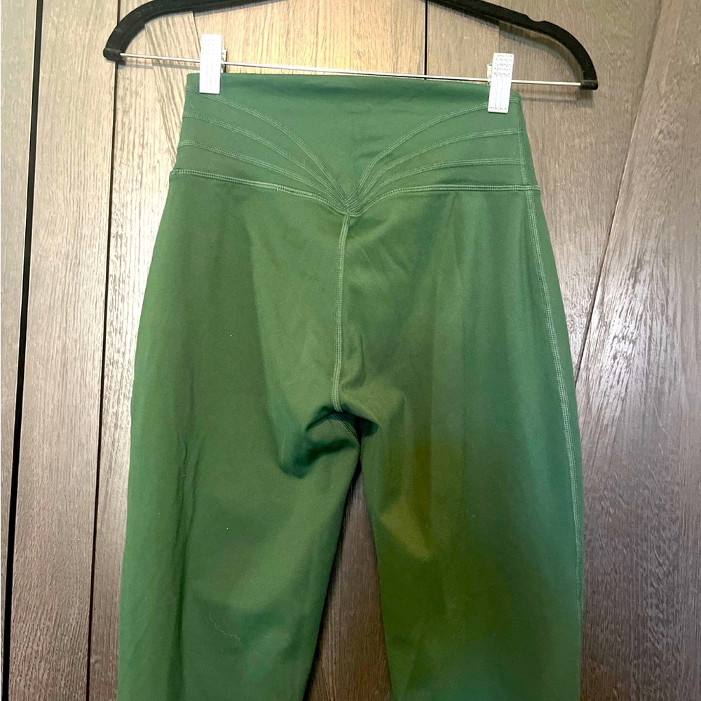 NWOT emerald green Flare leggings